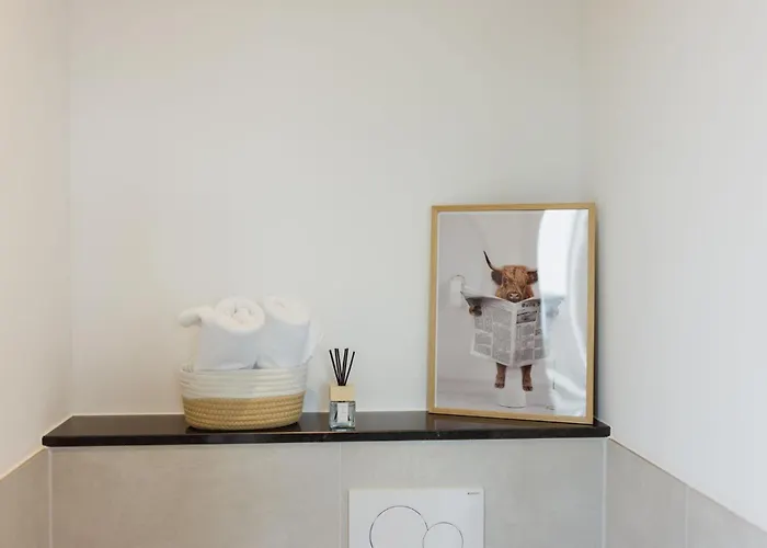 Hygge Homes 'scandi Sunset' アパート